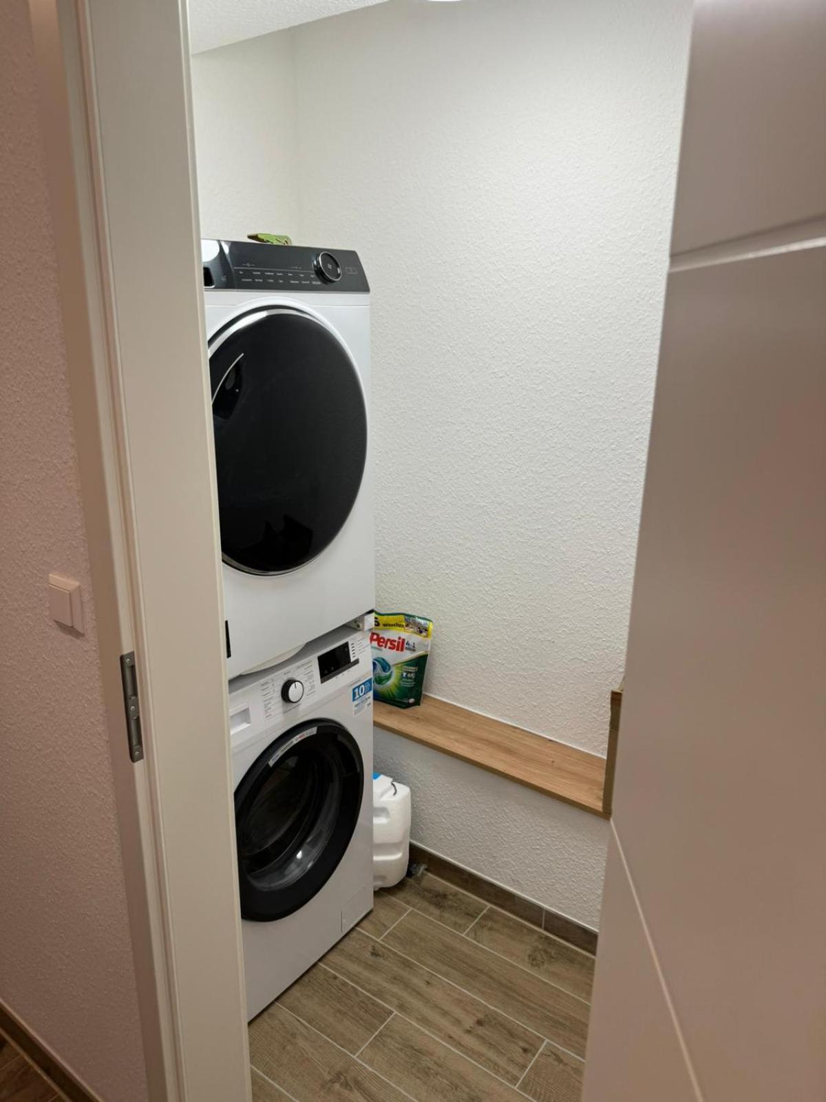 Studio Zimmer In Innenstadt كارلسروه المظهر الخارجي الصورة